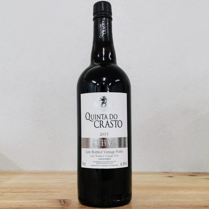 Quinta do Crasto Unfiltered LBV: 2015 x 2, 2016 x 2  2017 x 2 - Late Bottled Vintage Port -  Douro  - 6 Flasker (0,75 L)