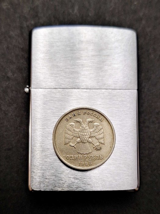 Zippo, Escudo De Rusia Año 1998 Mes Octubre - Lighter - Stål