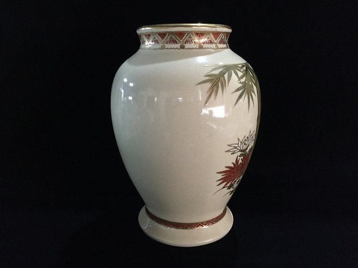 Vase - Signeret 薩摩焼 SATSUMA WARE 陶正山 / Japansk vintage keramik blomstervase / Håndmalet - Japan  (Ingen mindstepris)