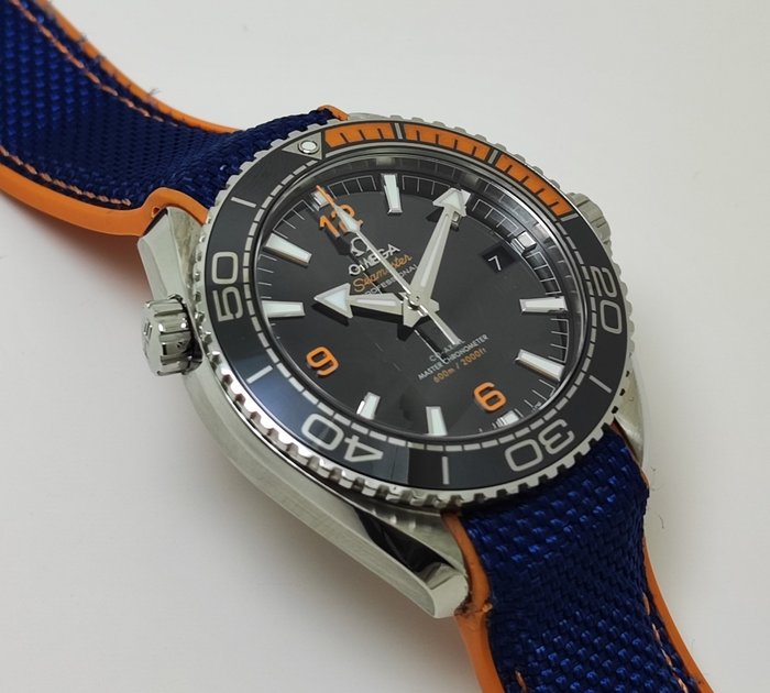 Omega - Seamaster Planet Ocean Master Chronometer - 215.32.44.21.01.001 - Mænd - 2011-nu