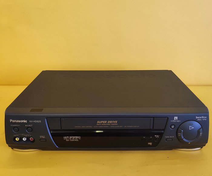 Panasonic NV-HD625 VHS recorder