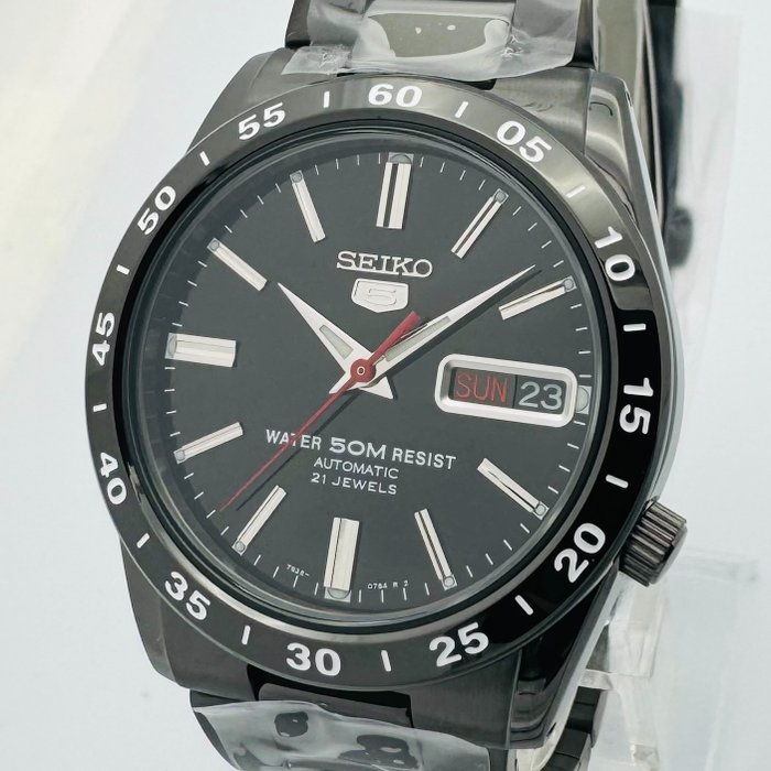 Seiko - Seiko 5 - Ingen mindstepris - SNKE03 7S26 - Mænd - 2011-nu