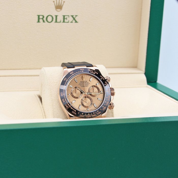 Rolex - Daytona - Sundust Baguette Diamonds Dial - 116515 - Mænd - 2011-nu