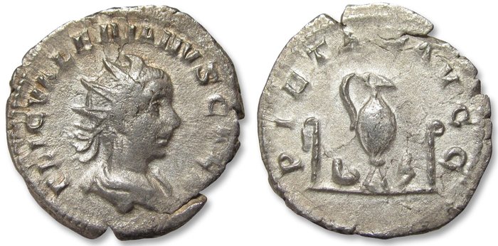 Romarriket. Valerian II as Caesar. Antoninianus Viminacium mint 256-258 A.D. - PIETAS AVGG, sacrificial implements -