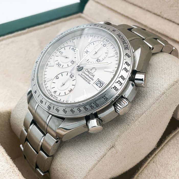 Omega - Speedmaster - Ingen mindstepris - 3211.30.00 - Mænd - 2010-2020