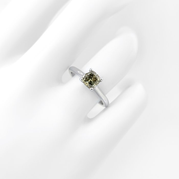 Ring - 14 karat Hvidguld -  1.03ct. tw. Grøn Diamant (Naturfarvet)