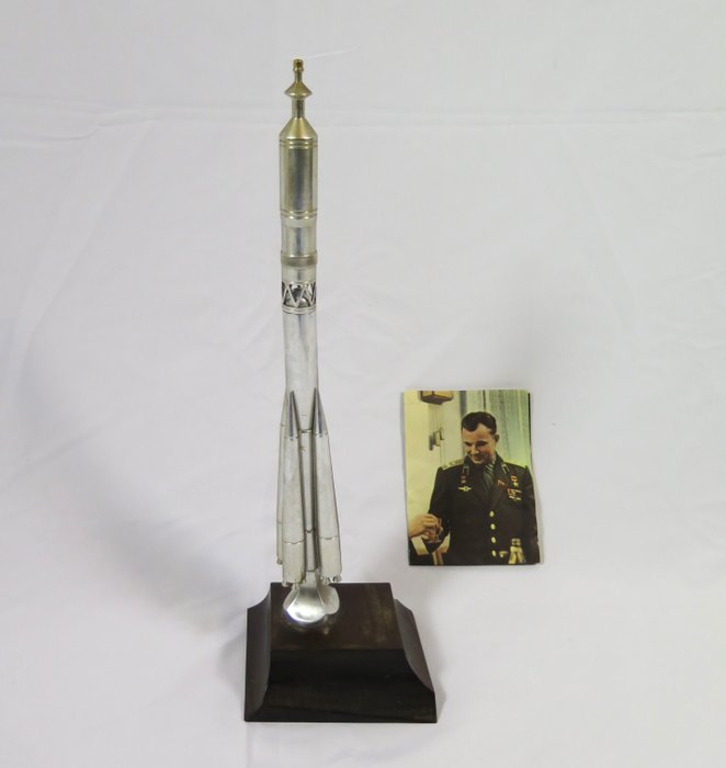 UdSSR Yuri Gararin 1962 "Vostok-1" / Vostok-1 raket - 1960-1970