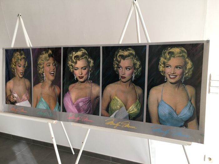 Phil Stern (1919-2014) - Five Times Marilyn