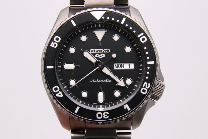 Seiko - Seiko 5 - Ingen mindstepris - SRPD65K1 | 4R36-07G0 - Mænd - 2011-nu