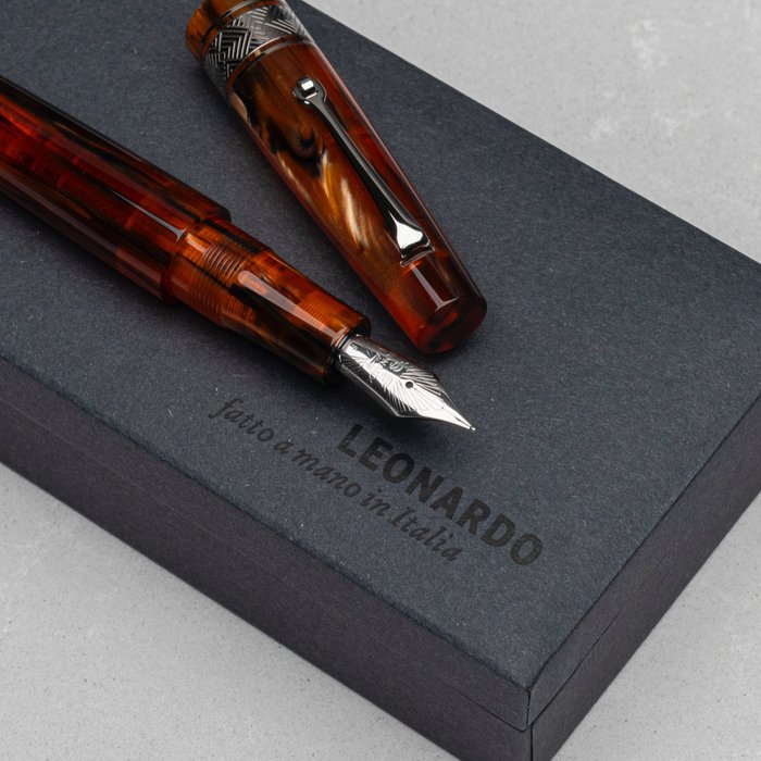 Leonardo Officina Italiana - Supernova regular Caramel - Fyldepen