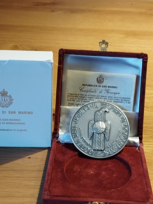 San Marino. Silver medal 1995 Il Tesoro di Domagnano  (Ingen mindstepris)