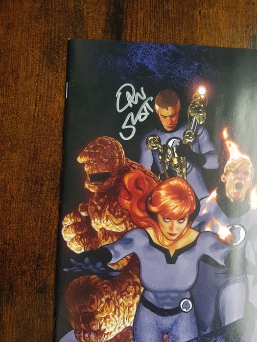 Fantastic Four #1 - Signed By story creator Dan Slott - With COA - 1 Signed comic/2018