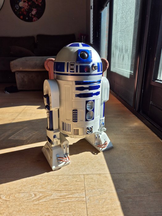 Star Wars - Star Wars - Deluxe R2-D2 - jakks pacific - Unieke kenmerken - 45 cm - Jakks Pacific