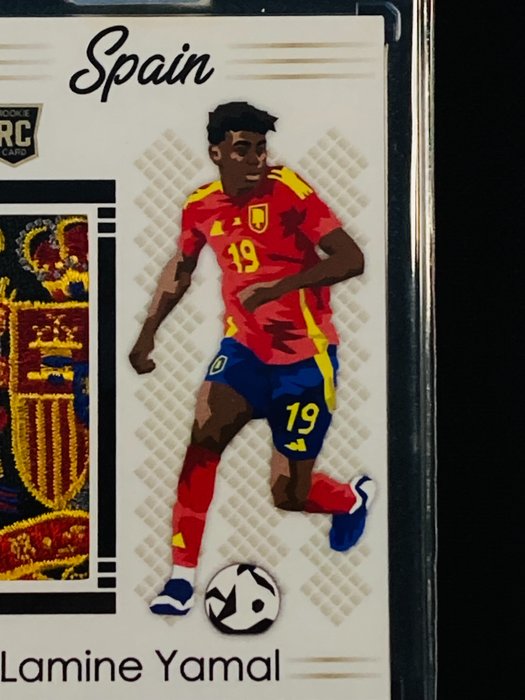 2023 Custom Card - Lamine Yamal - Rookie Card - Limited Edition /50 - Double Signed by The Artist - Logo Spain - 1 Card - Næsten så god som ny (NM)