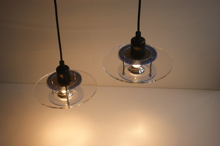 Design Light AS - Loftslampe (2) - Plads - Akryl