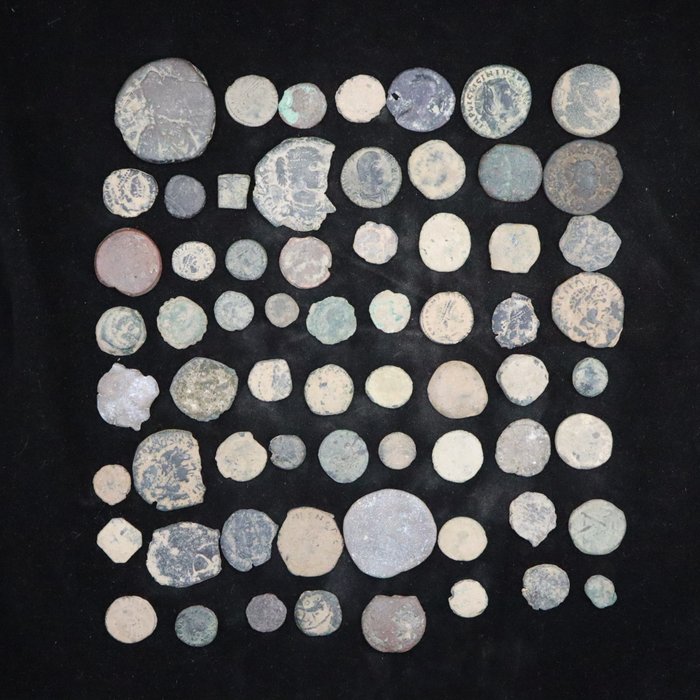 Antikken. Lot of 65 Uncleaned Coins | 2nd Century BC -7th Century AD Including Seleucids, Nabatean , Roman and Byzantine  (Ingen mindstepris)