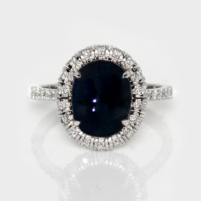 Ingen mindstepris - Ring - 14 karat Hvidguld -  4.00ct. tw. Safir - Diamant - IGI 3,55 ct Deep Blue