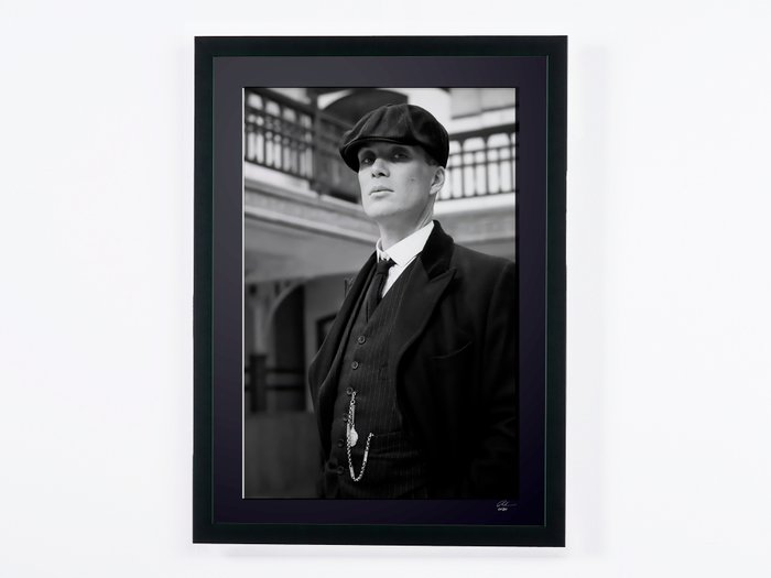 Peaky Blinders - Cillian Murphy as "Tommy Shelby" - Fine Art Photography - Luxury Wooden Framed 70X50 cm - Limited Edition Nr 02 of 30 - Serial ID 17058 - Original Certificate (COA) Hologram Logo Editor and QR Code