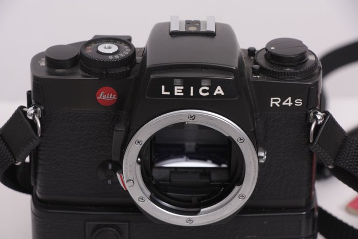 Leica R4 S Body con Winder + Handgrip R 14308 Analogt kamera