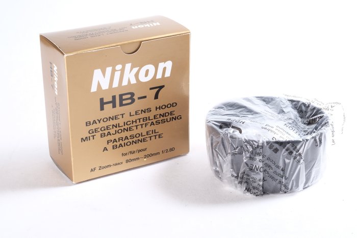 Nikon Lot accessoires : Pare soleil + Dos F801 + Filtres Nikon Analogt kamera