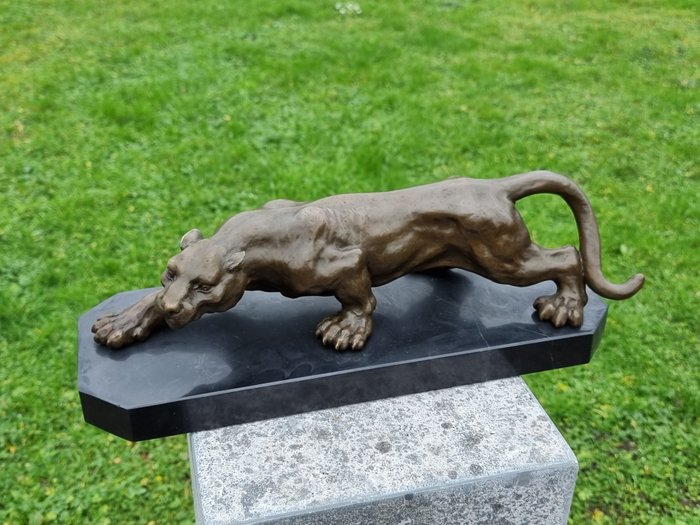 Statue, XL Bronze Panther on Marble Base - 13.5 cm - Bronze, Marmor