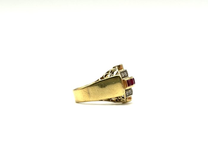 Ring - 18 kraat Gulguld -  0.25ct. tw. Rubin - Diamant