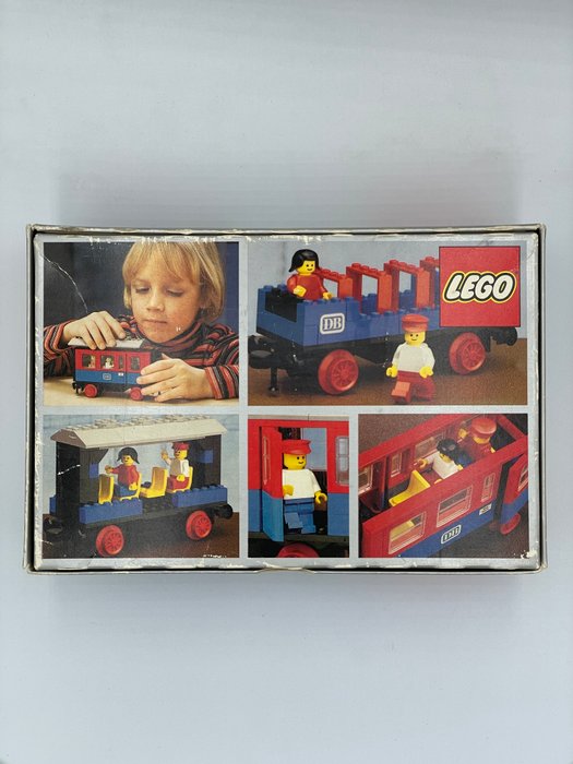 Lego - Lego 7818 Passenger Carriage met doos uit 1980!