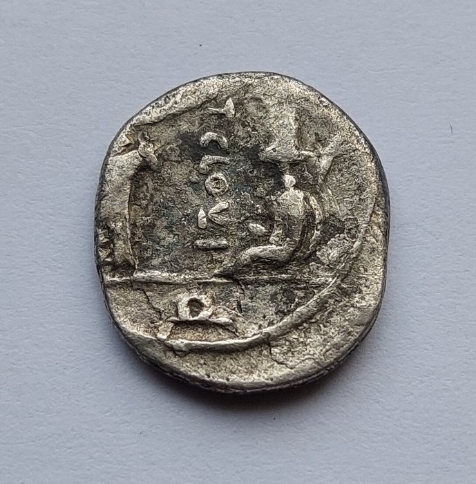 Romerska republiken. T. Cloelius 98 BC. Quinarius Rome  (Ingen mindstepris)