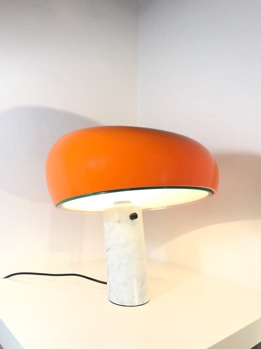 Flos - Achille Castiglioni - Bordlampe - Snoopy - Aluminium, Marmor