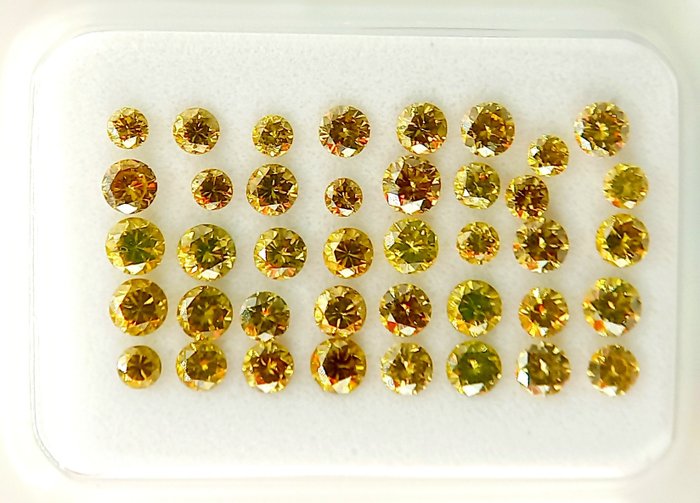 Ingen mindstepris - 40 pcs Diamant  (Farvebehandlet)  - 1.05 ct - Rund - Fancy, Fancy deep Grønlig, Orange nuance Blandet brun, Blandet gul - I1, VS1 - Antwerp Laboratory for Gemstone Testing (ALGT)