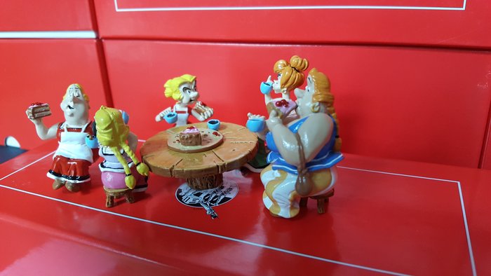 Astérix et Obélix - Figurine Pixi 2374 - Autour du thé - 2021