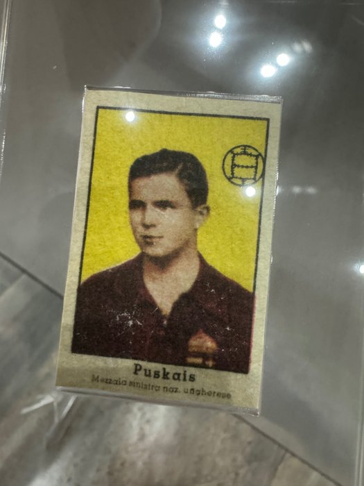 1947 - Nannina - Tecnicolor - Ferenc Puskas - Hand Cut - Rookie - 1 Graded card - Graad 2