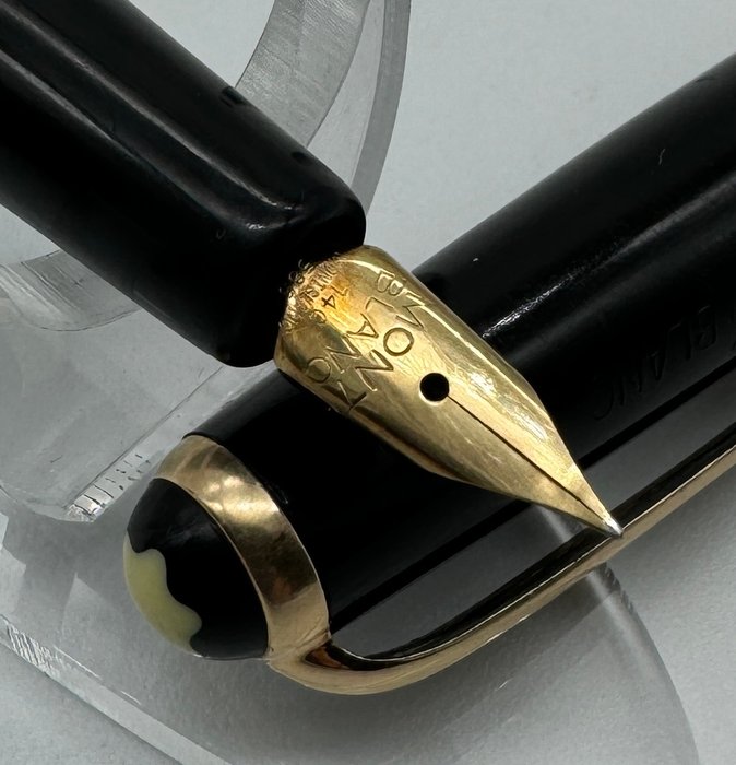 Montblanc - 252 (Rare and Old model) - Pen