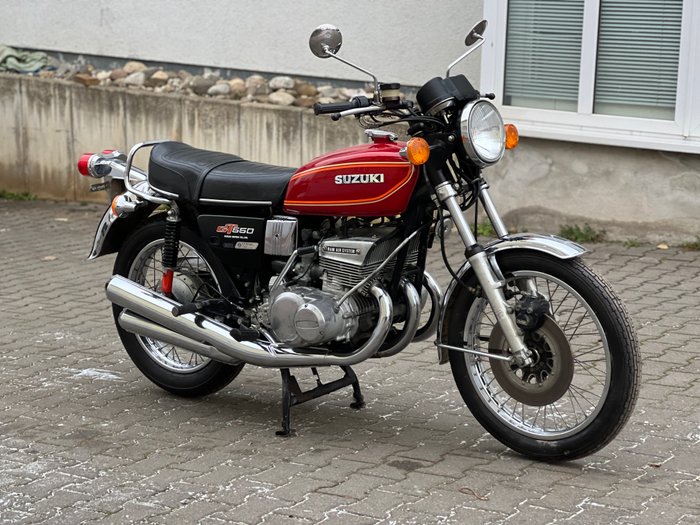 Suzuki - GT 550 - 1977