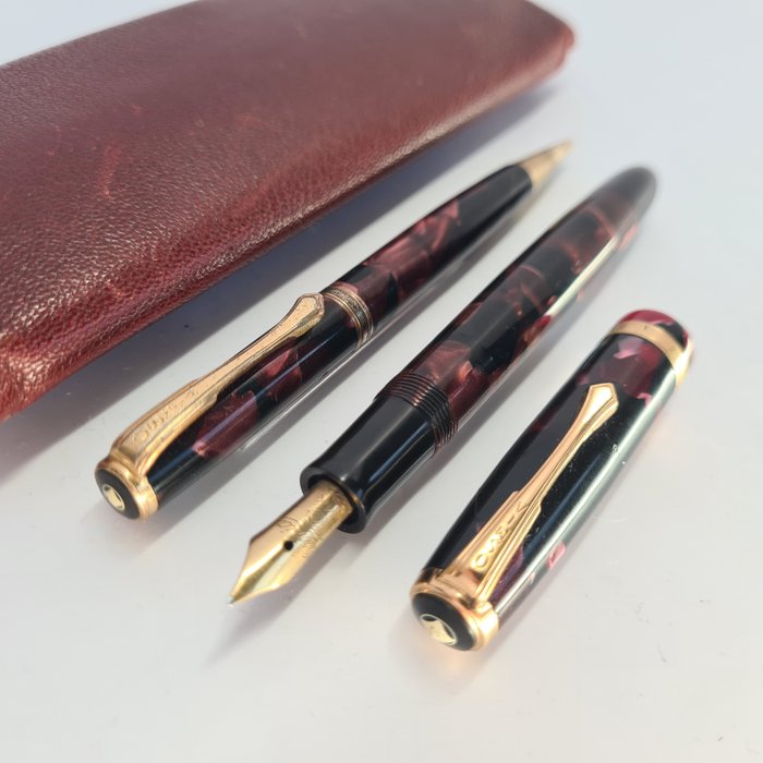 Faber Castell - Osmia celluloid duo-set - Nr 224 fountain pen and 189 mechanical pencil - 1940's - in red leather - Fyldepen