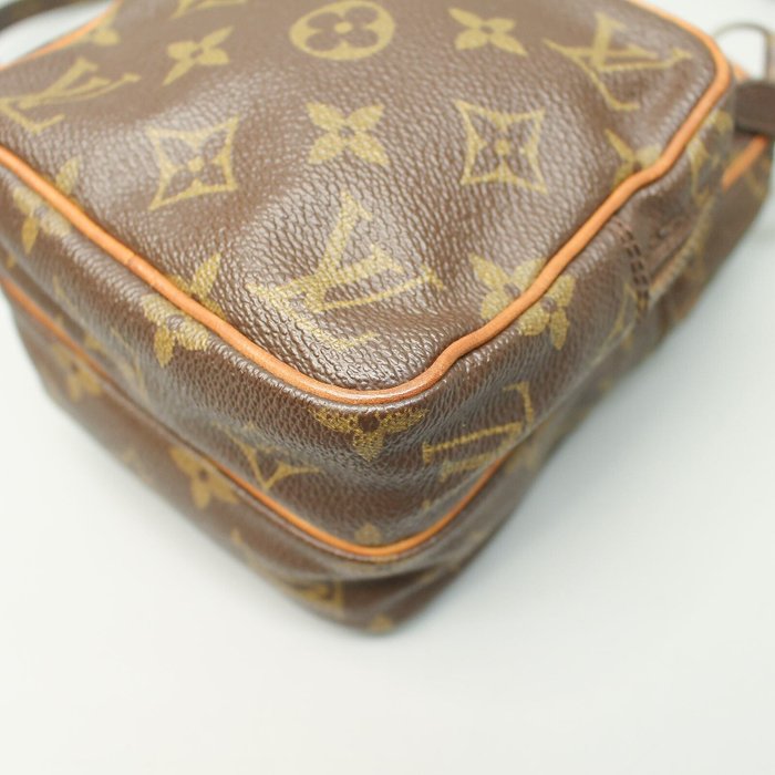 Louis Vuitton - Amazon - Taske