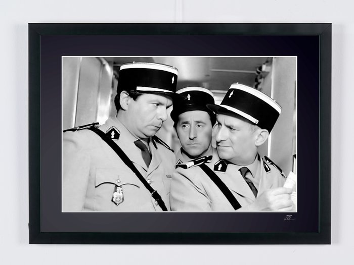 Le gendarme de Saint-Tropez - Louis de Funes Michel Galabru Jean Lefevre - Fine Art Photography - Luxury Wooden Framed 70X50 cm - Limited Edition Nr 02 of 30 - Serial ID 16924 - Original Certificate (COA) Hologram Logo Editor and QR Code