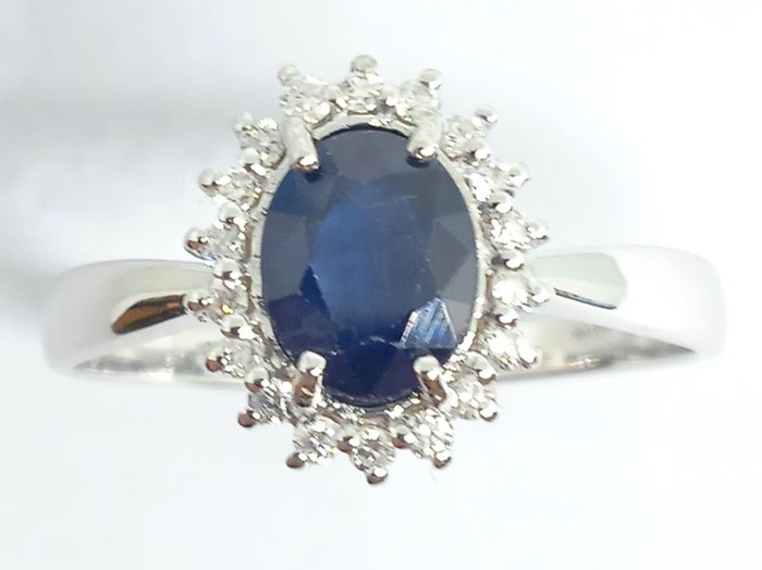 Ingen mindstepris - Ring - 18 kraat Hvidguld -  060ct tw Safir - Diamant