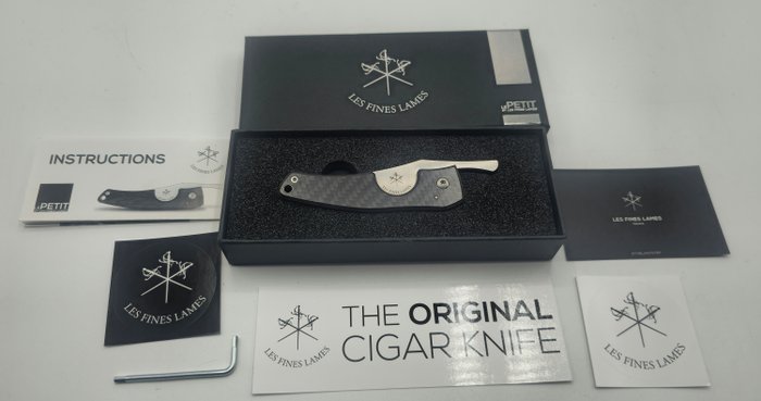 Le petit by les fines lames couteau coupe cigare , cigar cutter , knife , modèle carbone - les fines lames - Cigarskærer - kulstof