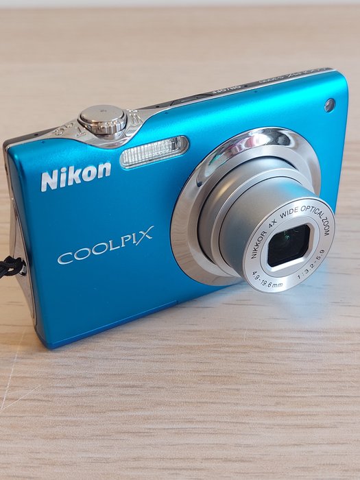 Nikon Coolpix S3000 Digitalkamera