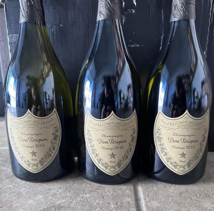 2015 Dom Pérignon - Champagne Brut - 3 Flasker (0,75 L)