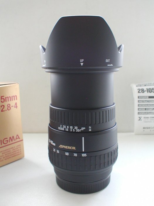 Sigma 28-105mm F/2.8-4 lens voor Minolta A / Sony A Zoomobjektiv