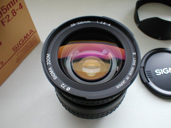 Sigma 28-105mm F/2.8-4 lens voor Minolta A / Sony A Zoomobjektiv