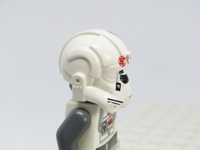 Lego - Star Wars - Misprint AT-AT Driver minifigure error rare sw0262 - 2010-2020