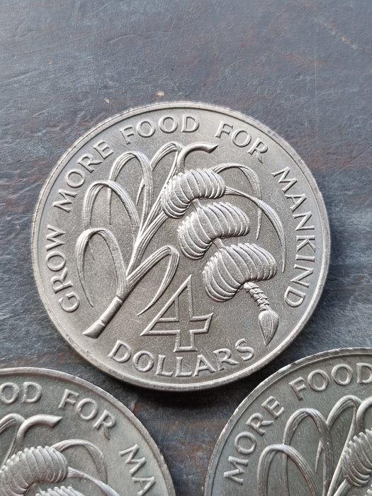 Verden. 4 Dollars 1970 Grown more food grenada montserat saint christopher  (Ingen mindstepris)