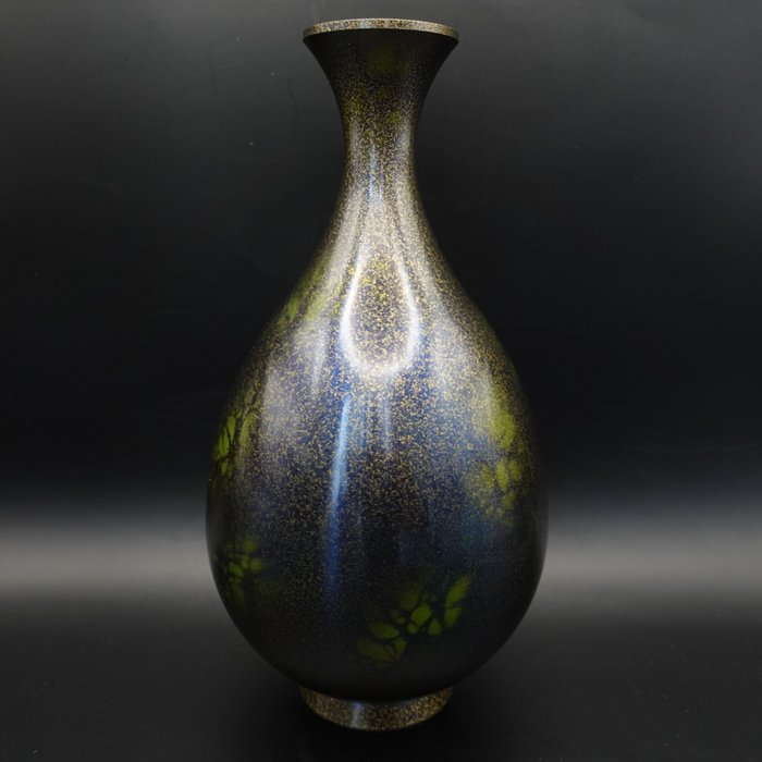 H21,5 cm Takaoka kobbertøj 高岡銅器 Fin bronze vase - Japan - Shōwa-periode (1926-1989)