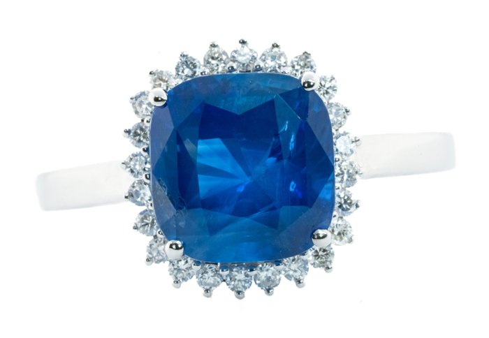 Ingen mindstepris - Ring - 18 kraat Hvidguld, Levende/Velvet Blue (Ceylon) -  4.86ct. tw. Safir - Diamant - 0,25 ct - VS