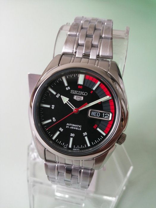 Seiko - Seiko 5 - Ingen mindstepris - Mænd - 2011-nu