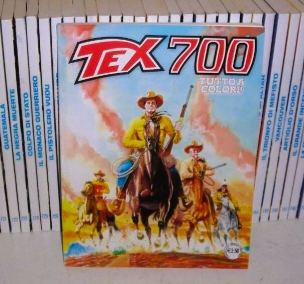 Tex nn. 700/729 + Tex Magazine + Maxi + Almanacco - Sequenza completa - 45 Comic - Første udgave