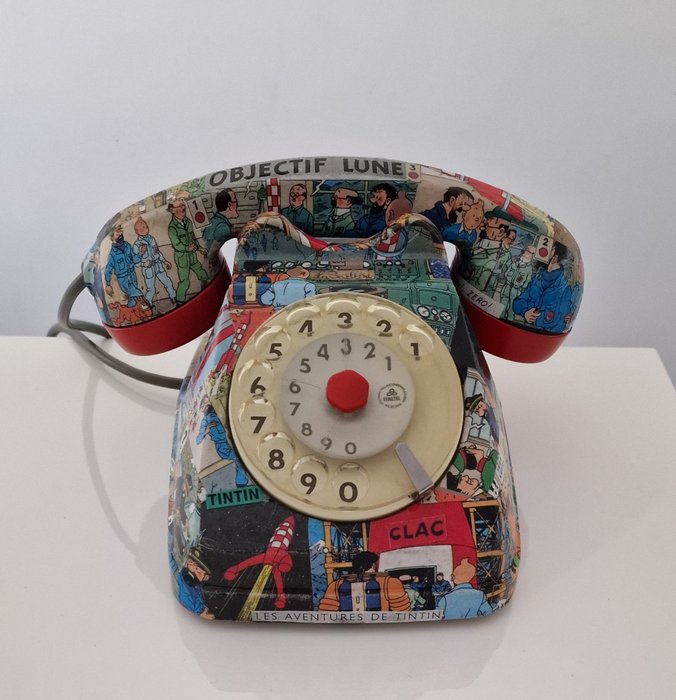 Analog telefon - Termoplastisk - "Tintin" hånd dekoreret med autentisk Bande Dessinée